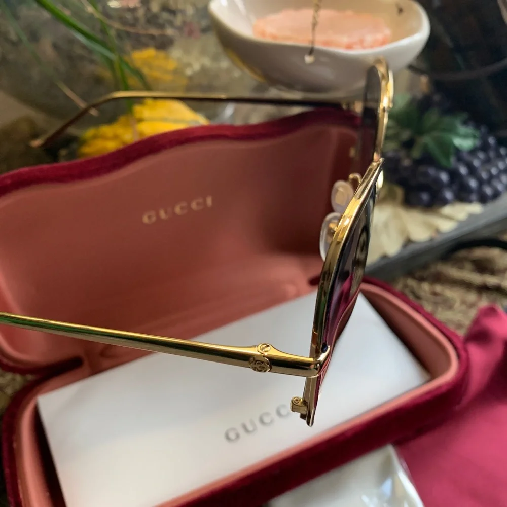 Authentic GUCCI 58 butterfly Gold Blue Crystals/metal sunglasses - Picture 8 of 12